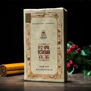 Елітний китайський чорний чай Хей Ча Цзінвей Фу 1368 | Цегла з "Золотими квітами" 30 г copy_3874850966795680 фото
